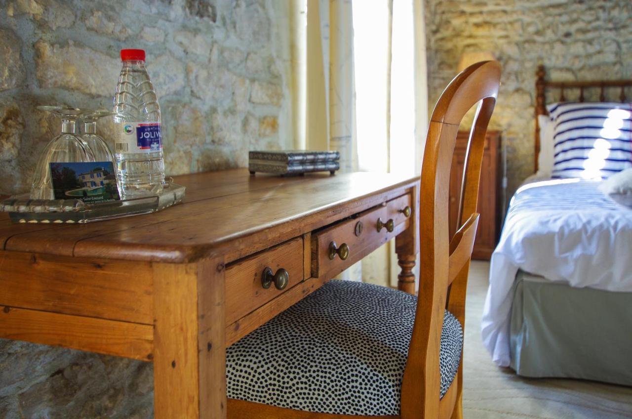 Logis Saint Leonard Bed & Breakfast Dompierre-sur-Mer Ngoại thất bức ảnh