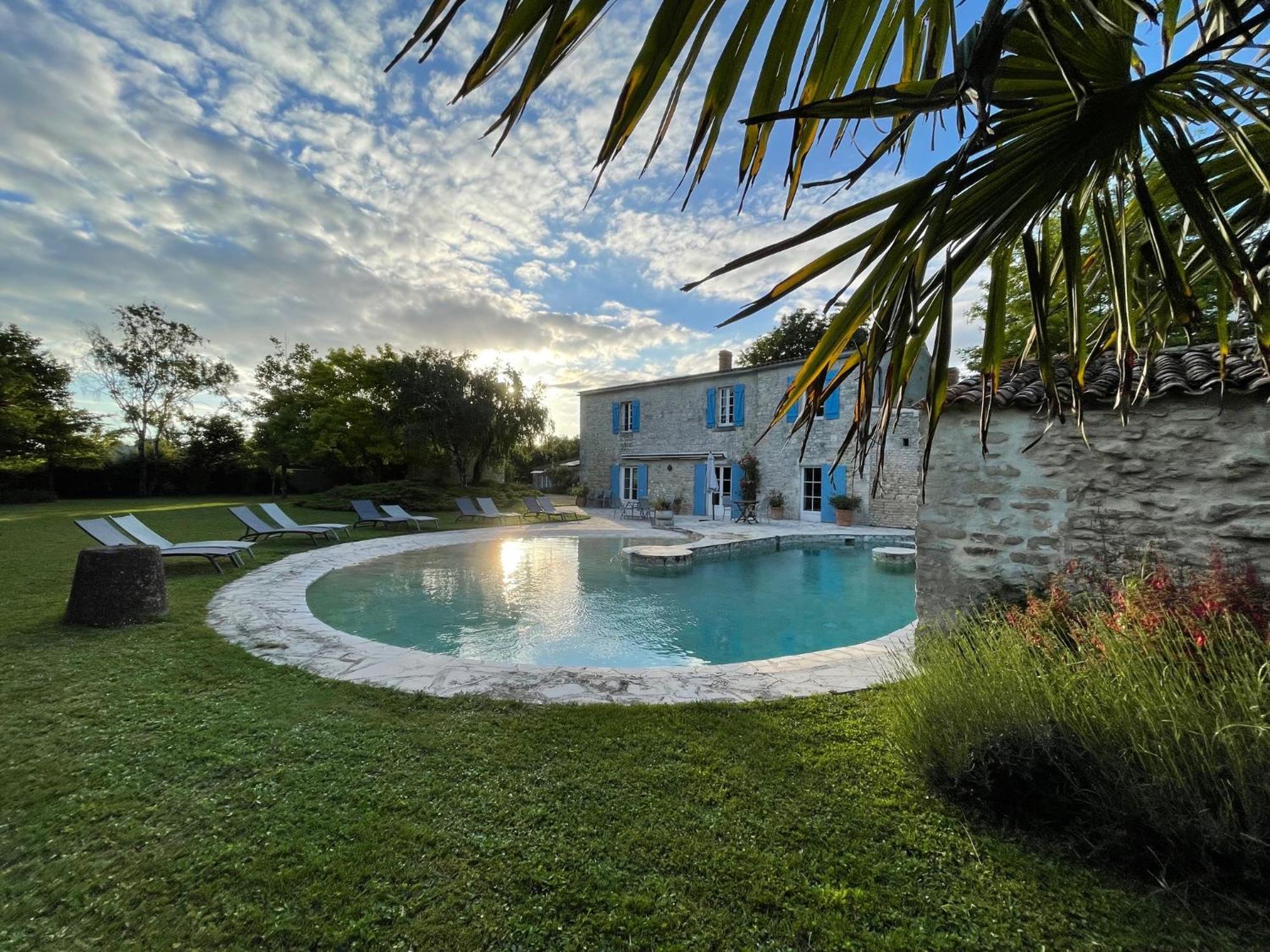 Logis Saint Leonard Bed & Breakfast Dompierre-sur-Mer Ngoại thất bức ảnh